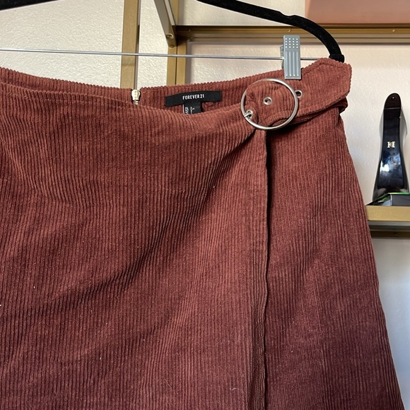 Fall skirts - Picture 2 of 3